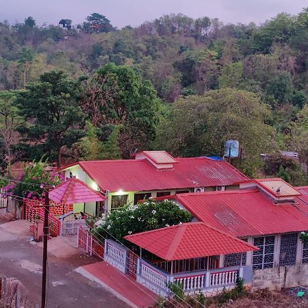 Jenjon Karjat Resort - One Bhk Premium Chalet With Optional Swimming Pool المظهر الخارجي الصورة